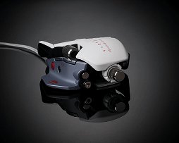 画像ギャラリー No.006のサムネイル画像 / Mad Catz,ゲーマー向けマウス「R.A.T. 7」のホワイトバージョンをAmazon限定で販売開始