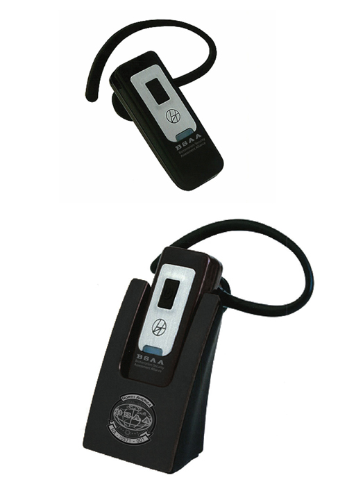 画像ギャラリー No.001のサムネイル画像 / 「バイオハザード5 オルタナティブエディション」,イーカプコン限定のBSAA仕様ヘッドセットが同時発売