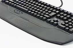 画像集 No.004のサムネイル画像 / Ryos MK Proレビュー。「押したキーだけが光る」ギミックよりもゲーマー向けキーボードとしての基本に注目すべき製品