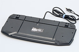 画像集 No.005のサムネイル画像 / Ryos MK Proレビュー。「押したキーだけが光る」ギミックよりもゲーマー向けキーボードとしての基本に注目すべき製品