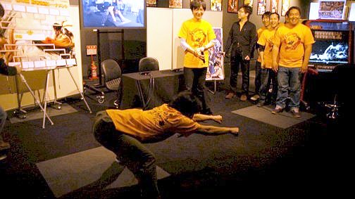 画像ギャラリー No.003のサムネイル画像 / アーケードと3DSで熱戦が繰り広げられた公式大会。西川善司の「スパIV AE XスパIV 3D EDITION 春の陣」イベントレポート(ムービー有)