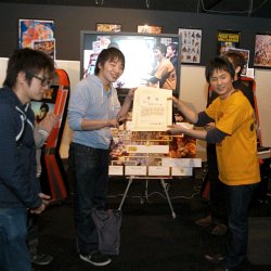 画像ギャラリー No.018のサムネイル画像 / アーケードと3DSで熱戦が繰り広げられた公式大会。西川善司の「スパIV AE XスパIV 3D EDITION 春の陣」イベントレポート(ムービー有)