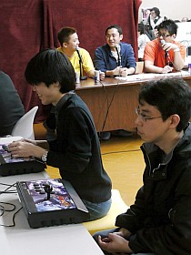 画像ギャラリー No.010のサムネイル画像 / 史上最速の公式イベント「CAPCOM x GODSGARDEN 2 ストクロ・春の開幕全力ダッシュ祭」レポート。ストクロ初大会の栄冠はかずのこ選手に