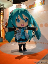 TGS 2011ϥ֡Ǥϡ֥ե󥿥饤2פֽ鲻ߥ Project DIVA extendmiraiʲˡפƳɤΥȥͷĹ