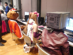 画像集#007のサムネイル/「PSO2」のオフラインイベント「アークスX'masパーティー2014」が開催。最新パッケージや大型アップデートの情報が明らかになったイベントをレポート