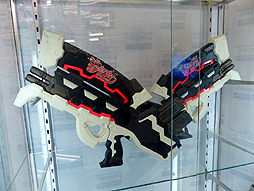 画像ギャラリー No.005のサムネイル画像 / 「ファンタシースターオンライン2」の展示会,「PSO2 MUSEUM in ゲーマーズ」が2015年3月19日にスタート。酒井智史プロデューサーサイン会の模様をレポート