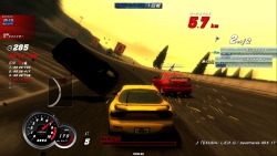 画像ギャラリー No.011のサムネイル画像 / ガードレールが眼前に迫る大迫力。立体視対応の新作レースゲーム,AC「ロードファイターズ」,本日稼働開始