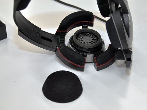 画像ギャラリー No.012のサムネイル画像 / なぜソニーはPCゲーマー向けのヘッドセットを始めたのか。開発者に聞く,「DR-GA500」「DR-GA200」発売直前インタビュー