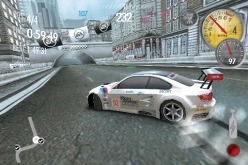画像ギャラリー No.003のサムネイル画像 / スマートフォン「Xperia acro SO-02C」のCMに「NEED FOR SPEED Shift」が登場。テレビにつないでコンシューマ機感覚で楽しもう