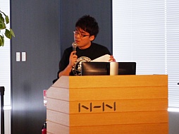 画像ギャラリー No.004のサムネイル画像 / あべこうじさん,佐久間一行さん,三浦マイルドさんがジャッキー・コーガンになりきった「スペシャルフォース2」のイベントをレポート