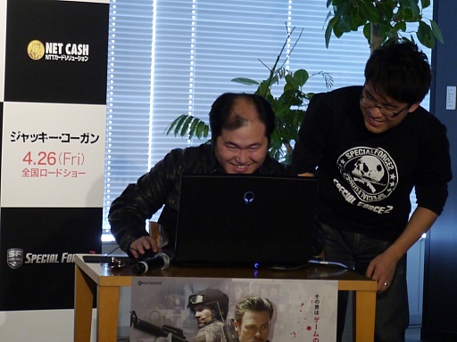 画像ギャラリー No.016のサムネイル画像 / あべこうじさん,佐久間一行さん,三浦マイルドさんがジャッキー・コーガンになりきった「スペシャルフォース2」のイベントをレポート