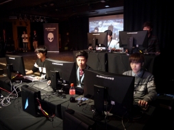 画像ギャラリー No.035のサムネイル画像 / 「スペシャルフォース2」日中韓によるエキシビションマッチのレポートを掲載。「次元の違う」強さだった韓国を相手に,日本はリベンジを果たせたか