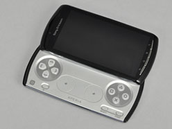 ѹǡXperia PLAY׼µեȥݡȡ饲εưޤ