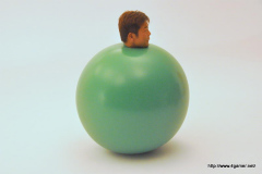 画像ギャラリー No.005のサムネイル画像 / 「ぷよぷよSUN」も復活した20周年記念タイトル「ぷよぷよ!!」。プロデューサーの細山田水紀氏と,PVに出演する風船太郎さんのショートインタビューを掲載