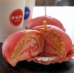 画像ギャラリー No.024のサムネイル画像 / ディレクター外山氏のほか,吉田修平氏や桝田省治氏も登場した「GRAVITY DAZE」先行体験会&スタジオ見学ツアーをレポート