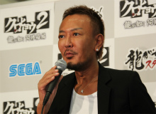 画像ギャラリー No.002のサムネイル画像 / 「クロヒョウ2 龍が如く 阿修羅編」のキャバ嬢役には,アイドリング!!!の遠藤 舞さん,外岡えりかさん,橘 ゆりかさんを起用。名越稔洋氏も出演した記者発表会をレポート