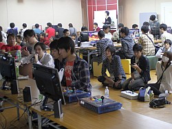 画像ギャラリー No.006のサムネイル画像 / 「P4U」と「BBEX」で,今一番強いのは誰なのか。アメリカ行きをかけた格闘ゲームイベント「NEC13 日本人選手選抜大会」フォトレポート