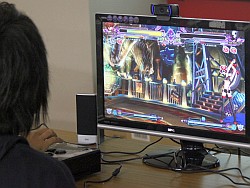 画像ギャラリー No.021のサムネイル画像 / 「P4U」と「BBEX」で,今一番強いのは誰なのか。アメリカ行きをかけた格闘ゲームイベント「NEC13 日本人選手選抜大会」フォトレポート