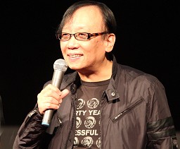 画像ギャラリー No.002のサムネイル画像 / 堀井雄二氏らが「ドラゴンクエストX」の新事実を明かしたジャンプフェスタ2012のスペシャルステージをレポート。プレイヤーは実は人間? 兄弟姉妹を自分で設定?