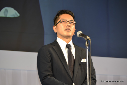 画像ギャラリー No.003のサムネイル画像 / 堀井雄二氏や齊藤プロデューサーが登壇した「ドラゴンクエストX 」完成披露発表会をレポート。SMAPの5人が出演するCMも7月26日よりオンエア