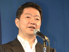 画像ギャラリー No.015のサムネイル画像 / 堀井雄二氏や齊藤プロデューサーが登壇した「ドラゴンクエストX 」完成披露発表会をレポート。SMAPの5人が出演するCMも7月26日よりオンエア