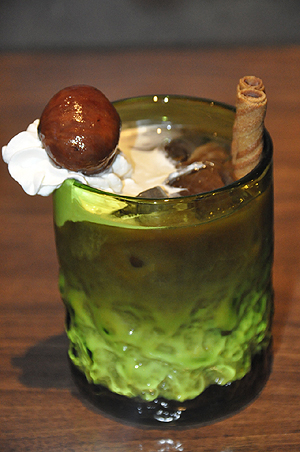 画像ギャラリー No.030のサムネイル画像 / 五種族をイメージしたドリンクもあり。ついにレベル5となった「LUIDA'S BAR」の新メニューを,カウントダウンイベントレポートと合わせてお届け