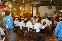 画像ギャラリー No.002のサムネイル画像 / 辻本プロデューサーが「4」の情報もポロリ!? 元SDN48のKONANさんと相川友希さんも“狩り会”に参加した「モンスターハンター3(トライ)G」社会人ハンター交流会レポート