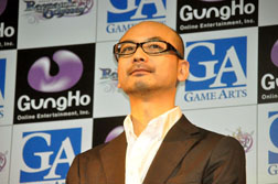 画像ギャラリー No.008のサムネイル画像 / 矢口真理さんと中村昌也さんが登場した,PS Vita用ソフト「ラグナロク オデッセイ」の発売記念イベント