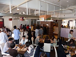 画像集#003のサムネイル/約400人の男女が「モンスターハンター4」をテーマに交流を楽しんだ,「狩りコン 新宿で一(ひと)狩りいこうぜ2」をレポート