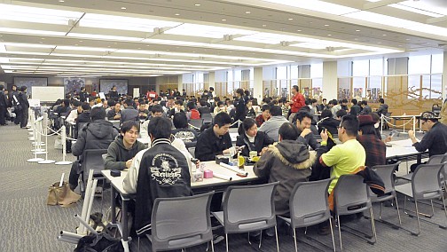 画像ギャラリー No.001のサムネイル画像 / 日本一の君主がついに決定! 「三国志大戦TCG」全国大会「覇業への道」決勝トーナメントレポート。優勝・十字君主と北岡Pへのインタビューも掲載