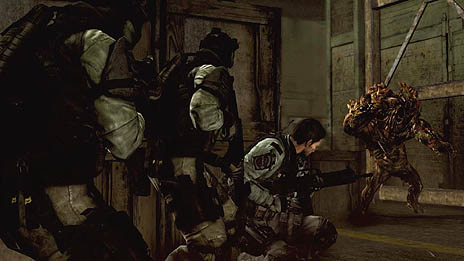 画像ギャラリー No.025のサムネイル画像 / カプコン,「バイオハザード6」の新情報を公開。C-ウィルス感染者がたどる恐怖の運命とは。そして「サナギ」と,そこから生まれる完全体とは