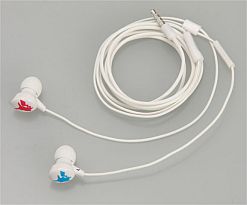 画像ギャラリー No.007のサムネイル画像 / 「ポケモン」柄スマートフォングッズが全国のポケモンセンターで4月21日発売