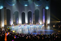 画像ギャラリー No.002のサムネイル画像 / 「シンデレラガールズ」3rdライブの開催も発表された「THE IDOLM@STER CINDERELLA GIRLS SUMMER FESTIV@L 2015」の模様をレポート