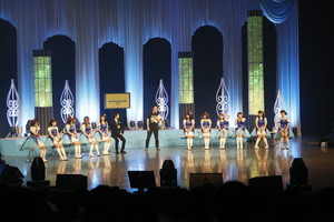 画像ギャラリー No.004のサムネイル画像 / 「シンデレラガールズ」3rdライブの開催も発表された「THE IDOLM@STER CINDERELLA GIRLS SUMMER FESTIV@L 2015」の模様をレポート