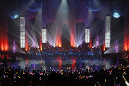 画像ギャラリー No.008のサムネイル画像 / 「シンデレラガールズ」3rdライブの開催も発表された「THE IDOLM@STER CINDERELLA GIRLS SUMMER FESTIV@L 2015」の模様をレポート