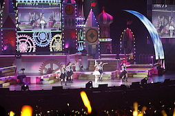 画像ギャラリー No.010のサムネイル画像 / 幕張がさらに熱くなった「シンデレラガールズ」のライブ「THE IDOLM@STER CINDERELLA GIRLS 5thLIVE TOUR Serendipity Parade!!! 幕張公演」をレポート