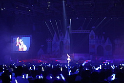 画像ギャラリー No.017のサムネイル画像 / 幕張がさらに熱くなった「シンデレラガールズ」のライブ「THE IDOLM@STER CINDERELLA GIRLS 5thLIVE TOUR Serendipity Parade!!! 幕張公演」をレポート