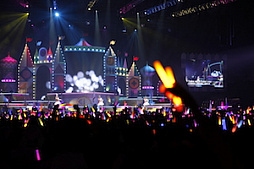 画像ギャラリー No.063のサムネイル画像 / 幕張がさらに熱くなった「シンデレラガールズ」のライブ「THE IDOLM@STER CINDERELLA GIRLS 5thLIVE TOUR Serendipity Parade!!! 幕張公演」をレポート