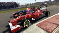 F1 2012׳ȯԤˤF1ɥ饤СؤΥ󥿥ӥ塼