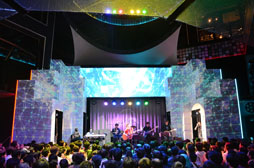 画像ギャラリー No.010のサムネイル画像 / ボーカロイドの“中の人”によるトークショーやライブなどが行われた「初音ミク -Project DIVA- F」の発売記念イベント「DAIBA de THANKS!」をレポート