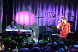 画像ギャラリー No.012のサムネイル画像 / ボーカロイドの“中の人”によるトークショーやライブなどが行われた「初音ミク -Project DIVA- F」の発売記念イベント「DAIBA de THANKS!」をレポート