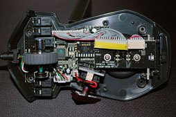 画像ギャラリー No.033のサムネイル画像 / 「Cherry青軸採用のマウス」はアリなのか? Thermalright製のゲーマー向けマウス「Hellion」を試す