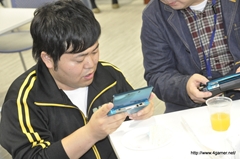 画像ギャラリー No.023のサムネイル画像 / 東京と大阪のモンハン部部員が「モンスターハンター3(トライ)G HD Ver.」のネットワークモードを初体験。ザ・たっちも東西に分かれて出演した「オンライン東西コミュ交流会」をレポート