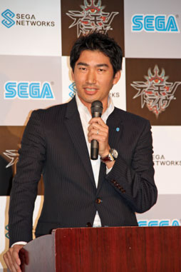 画像ギャラリー No.002のサムネイル画像 / 「デーモントライヴ」発表会。“セガの本気”に,壇蜜さんとデーモン閣下も駆けつけた会場の模様をレポート