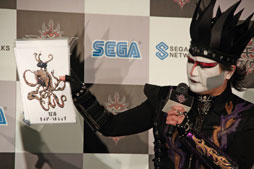 画像ギャラリー No.008のサムネイル画像 / 「デーモントライヴ」発表会。“セガの本気”に,壇蜜さんとデーモン閣下も駆けつけた会場の模様をレポート