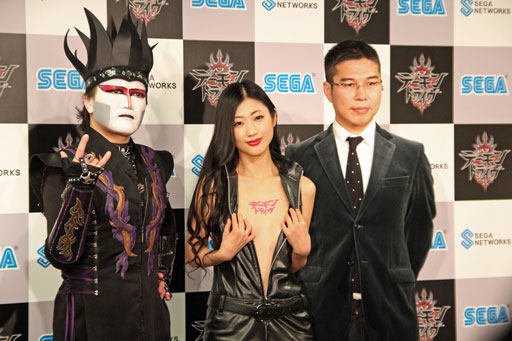 画像ギャラリー No.010のサムネイル画像 / 「デーモントライヴ」発表会。“セガの本気”に,壇蜜さんとデーモン閣下も駆けつけた会場の模様をレポート