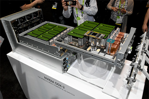 GTC 2018NVIDIA֡ǡGPUɤȡDGX-2פμµåưž䥲ˤAIѤŸˤܤ