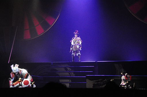 画像集#006のサムネイル/舞台「戦国BASARA4」は本日より公演開始。島 左近,柴田勝家ら新キャラクター参戦による新たな舞台「戦国BASARA」は必見だ