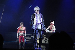 画像集#008のサムネイル/舞台「戦国BASARA4」は本日より公演開始。島 左近,柴田勝家ら新キャラクター参戦による新たな舞台「戦国BASARA」は必見だ