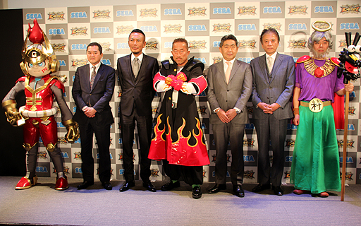 画像ギャラリー No.025のサムネイル画像 / 「ヒーローバンク」の「クロスメディア プロジェクト発表会」開催。名越稔洋氏が意気込みを語り,角田信朗さんが主題歌を熱唱した会場の模様をレポート